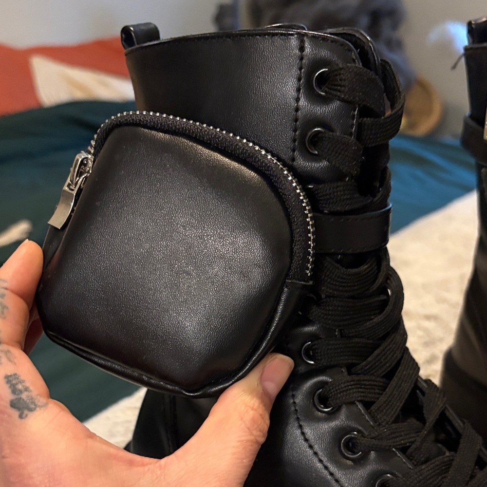 Cape Robbin Black Lace-Up Combat Boots with Removable Zip Pocket - Picture 4 of 8